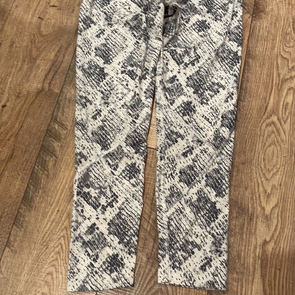 PINK Sport (Victoria’s Secret) full length leggings - size Large. - Picture 7 of 8